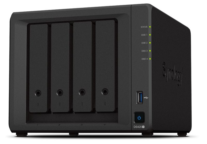 Obr. 1: Synology DS420+ je perfektn mal stoln NAS. Jde o kompaktn zazen s nzkou spotebou (28,3 W za provozu a 8,45 W ve stand-by), kter pitom m dostatenou kapacitu a vkon pro vyuit v domc kanceli nebo studiu, ale tak v prosted malch firem.