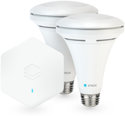 Obr. 1: Chytr rovky Stack se rozsvt v ase vaeho vstvn do prce, nebo automaticky zmn intenzitu svcen a barvu dle denn doby. Zdroj stacklighting.com.
