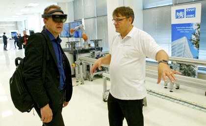 Ukzka rozen reality v Testbedu pro Prmysl 4.0. Zdroj: CIIRC