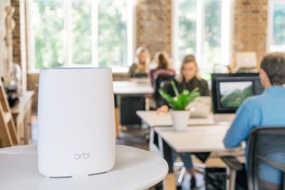 NETGEAR pichz na trh s firemnm Wi-Fi systmem Orbi Pro