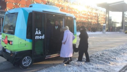 Samořidící autobusy v Stockholmu. Samořidící autobusy v Stockholmu.