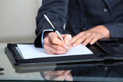 Všechny politické strany podepsaly memorandum o podpoře zákona o právu na digitální službu