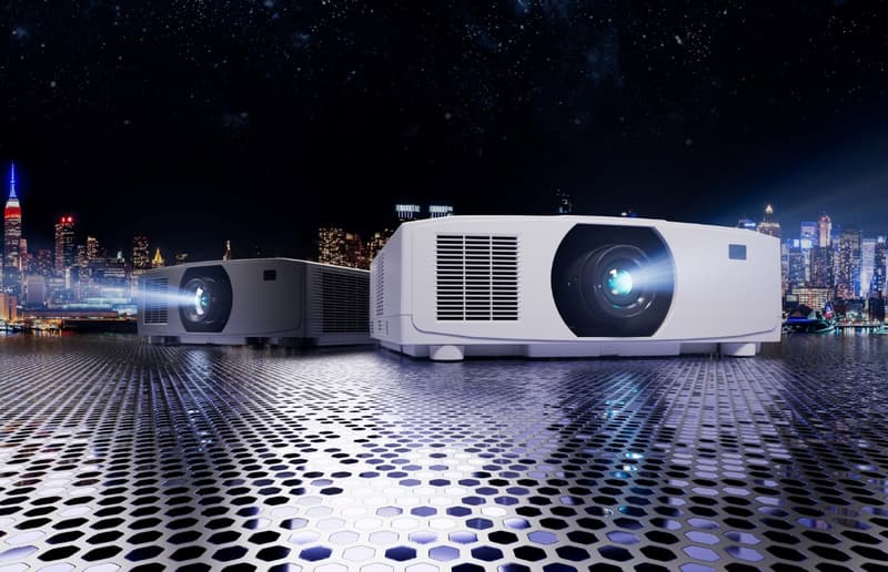 Sharp/NEC představí na ISE nový kompaktní laserový projektor
