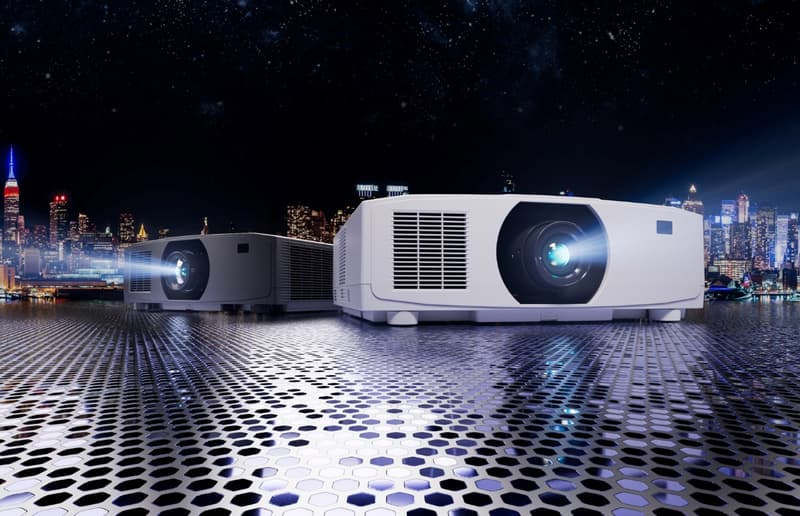 Sharp/NEC pedstav na ISE nov kompaktn laserov projektor