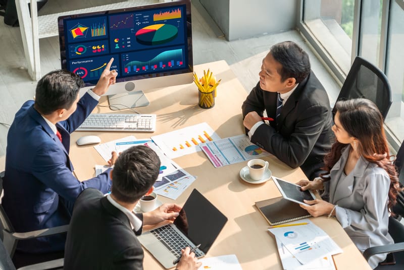 Budoucnost business intelligence je propojen kompozitn analytiky a headless BI
