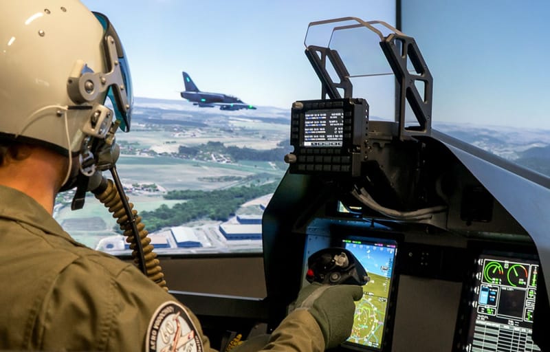 VR Group dodá maďarskému letectvu simulační výcvikový systém pro letadla L-39NG