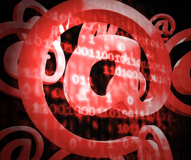 Cestou pro kybernetick toky jsou nejastji e-maily a zranitelnosti systmu