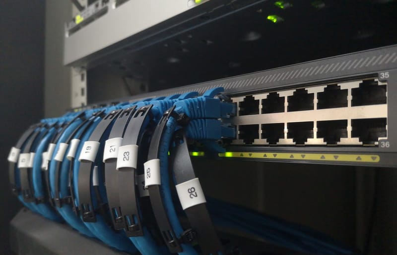 Nové switche od Fortinetu zabraňují vzniku úzkých míst v síti
