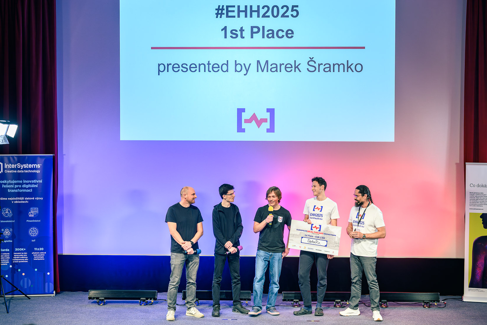 Hackathon v IKEMu vyhrlo een propojujc nemocnin systmy s ECMO