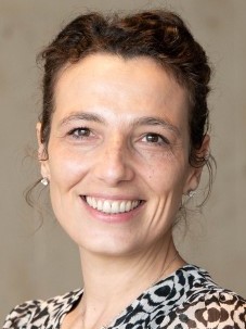 Dorothee D.