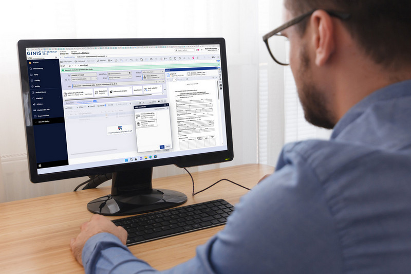 GINIS je prvn spisovou slubou s atestem