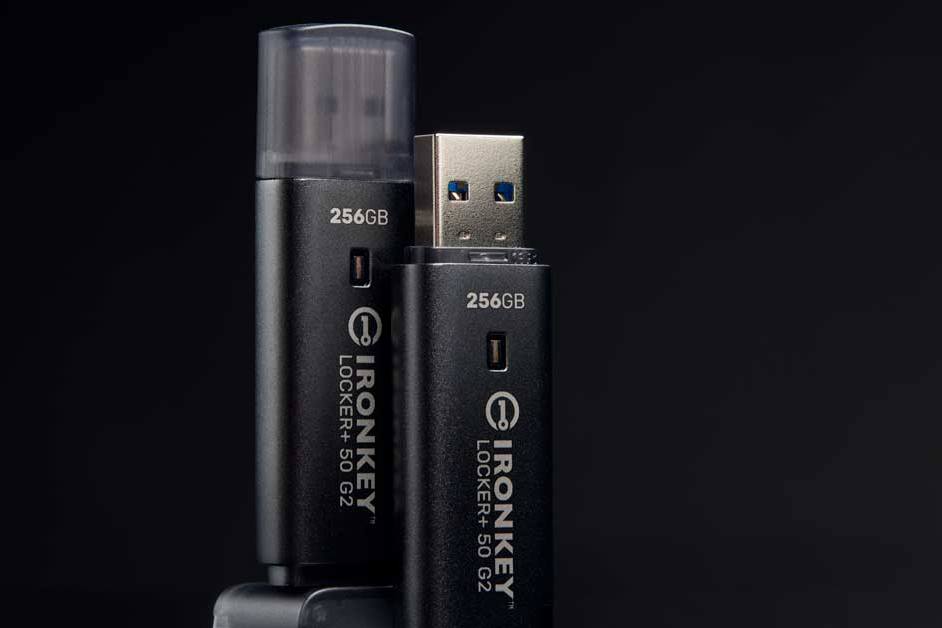 Nov� generace USB disk� s hardwarov�m �ifrov�n�m pro bezpe�n� p�enos dat